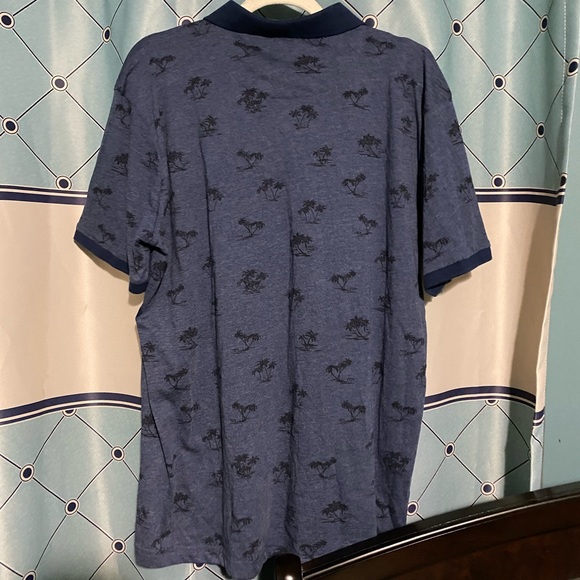 Polo shirt with trees - Picture 2 of 2